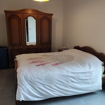 Superbe appartement en rez-de-jardin à LANTON Esterno foto