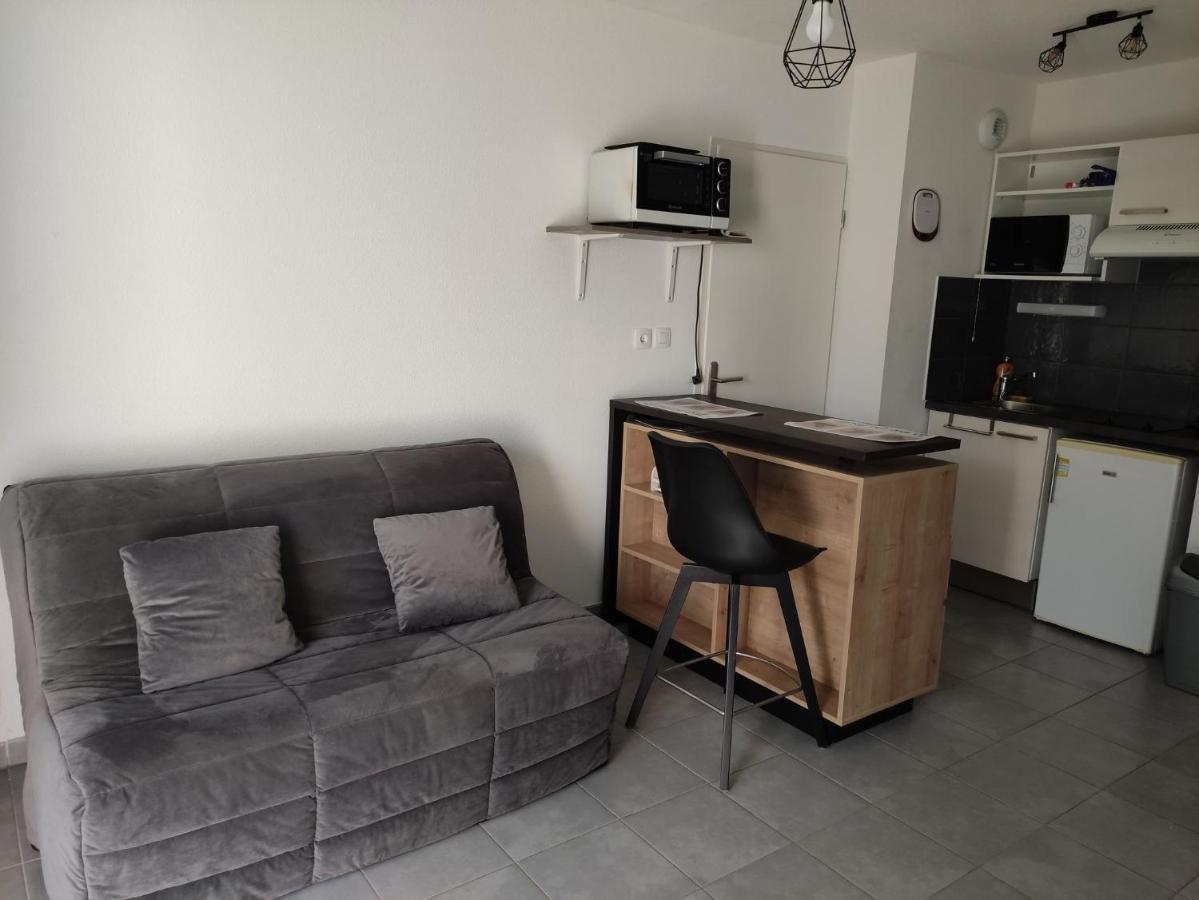 Superbe appartement en rez-de-jardin à LANTON Esterno foto
