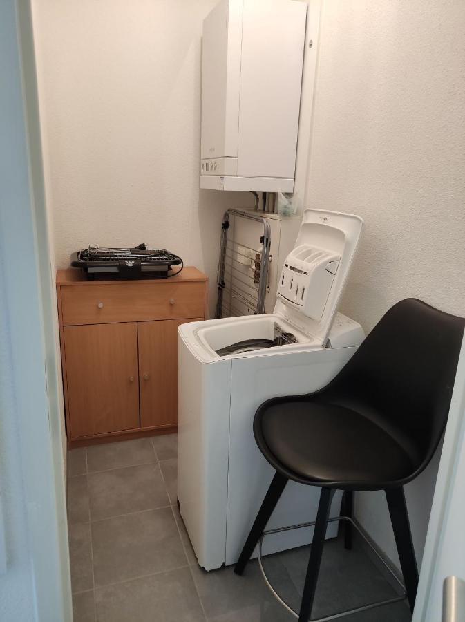 Superbe appartement en rez-de-jardin à LANTON Esterno foto